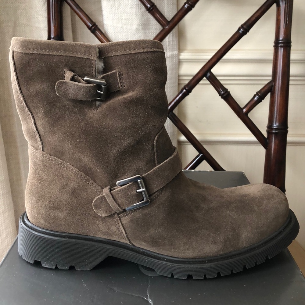 LA CANADIENNE LT BROWN REAL SHEARLING SUEDE BOOT